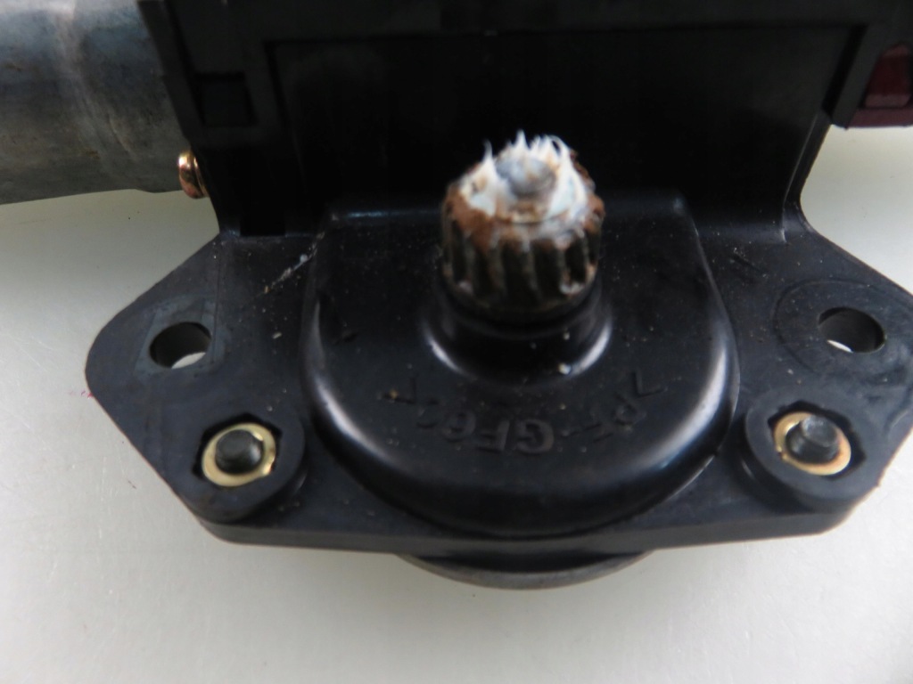 Моторчик люк mitsubishi pajero pinin 47172310050 1620006840 в Украине