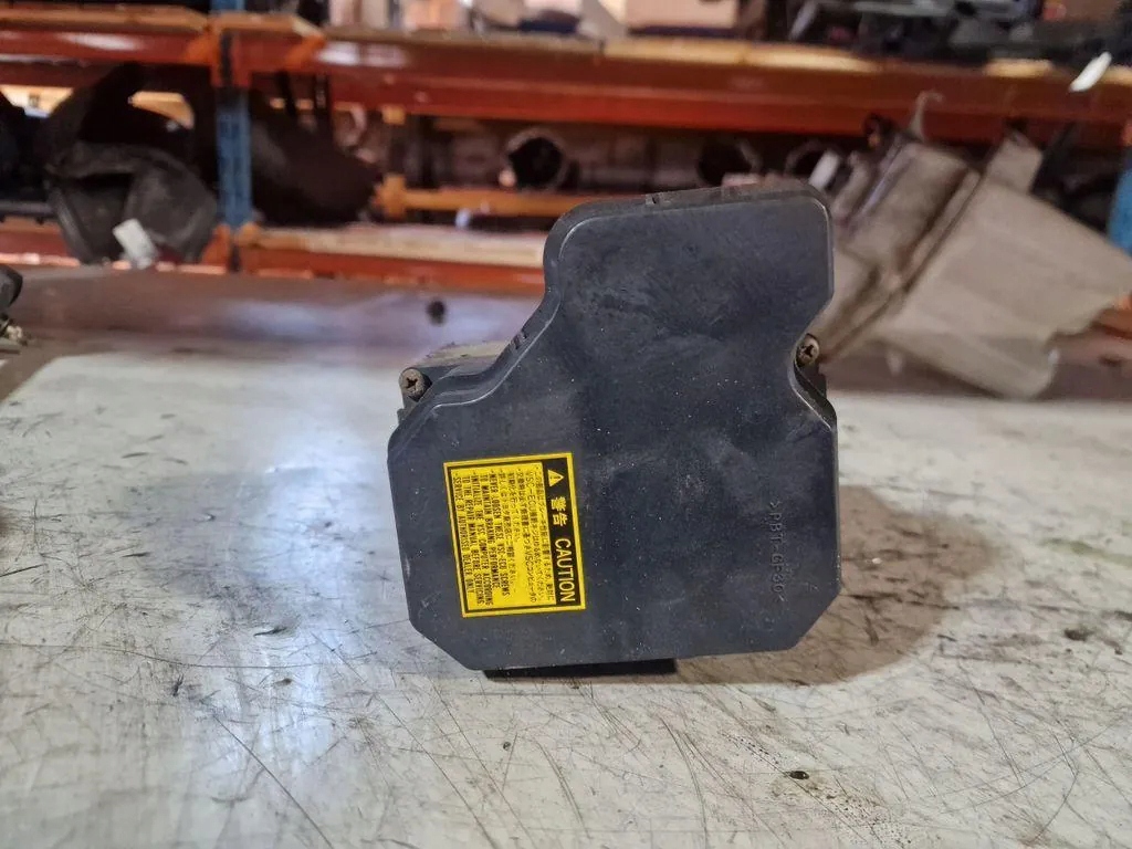 Купить Насос abs toyota 4464042100 2.2l дизель 2007