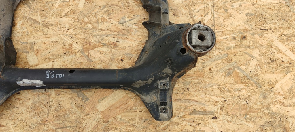 фото №5, Поперечина підрамник підрамник перед audi q7 4l 7l0499314a