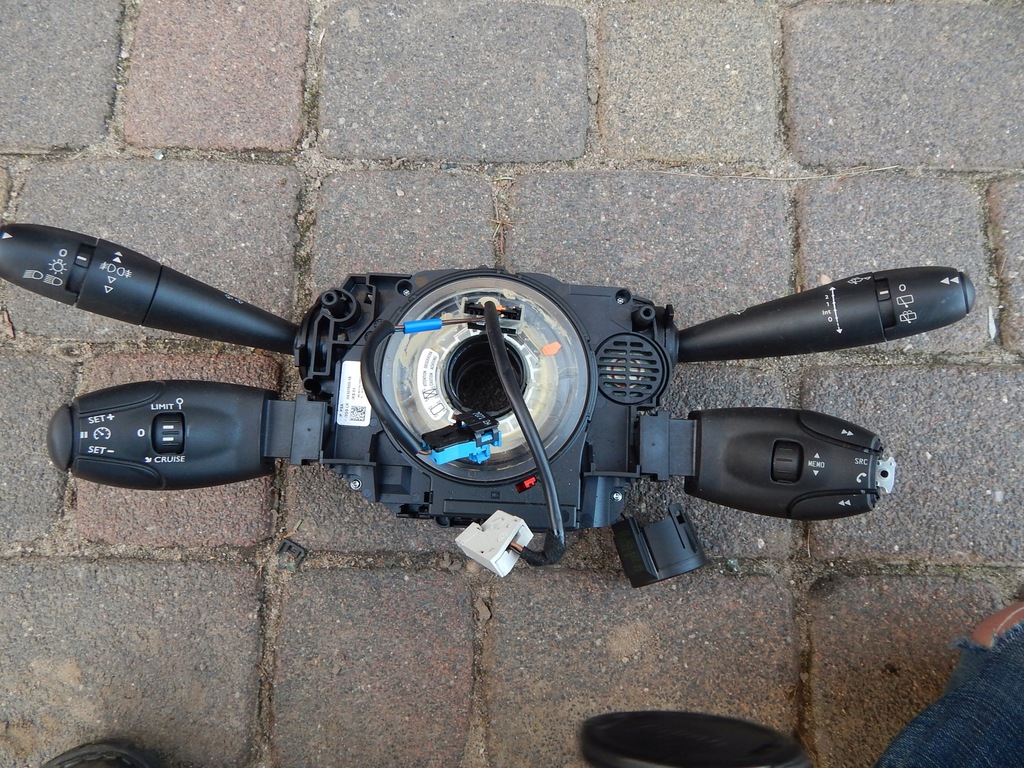 фото №1, Стрічка перемикач citroen ds3