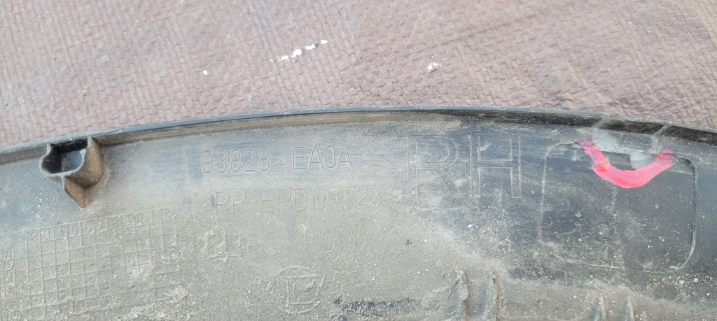 фото №9, Nissan qashqai ii 13- молдинг крыла правый задняя