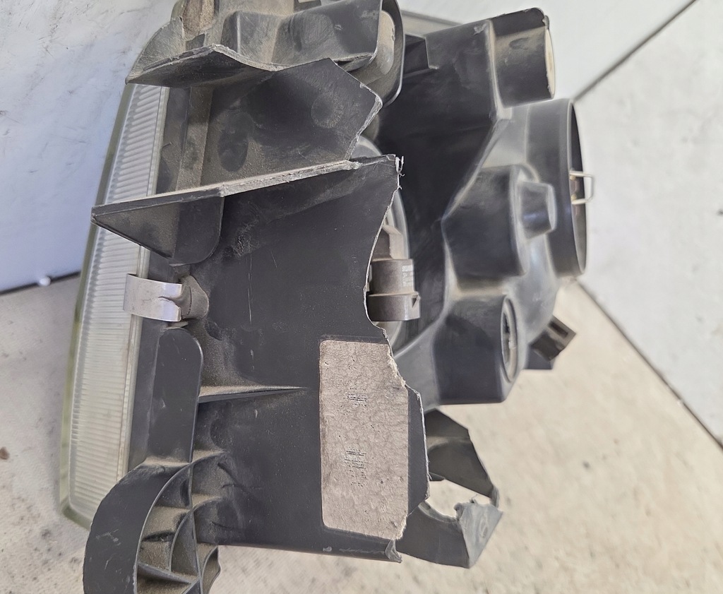 фото №11, Лампа перед права nissan terrano ii оригінал europa пошкоджена