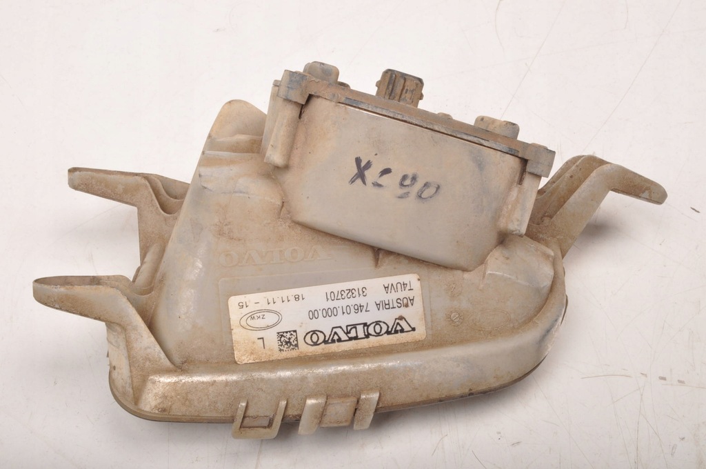 фото №3, Volvo xc90 протитуманна фара лівий 31323701 drl