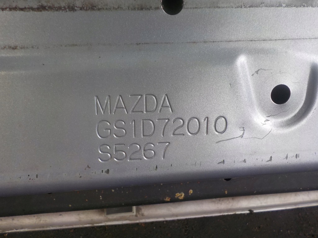 Mazda 6 дверь правый  задняя универсал 2008 год в Украине