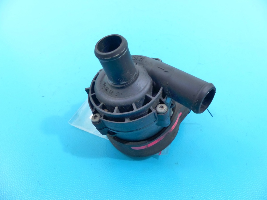 фото №1, Помпа wody mercedes r w251 a2118350364