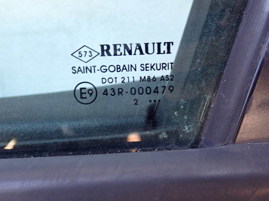 Дверей ліве передні ліве перед renault megane 3 3 08-15r колір ov369 Доставка
