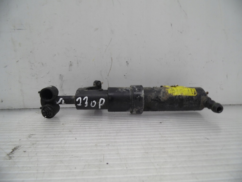 Купити Омивач sprysk лампи правий mercedes r 230