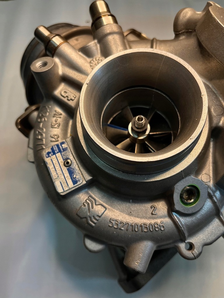фото №1, Восстановленный turbo bmw x4 35ddx 3.0 11658508092-02