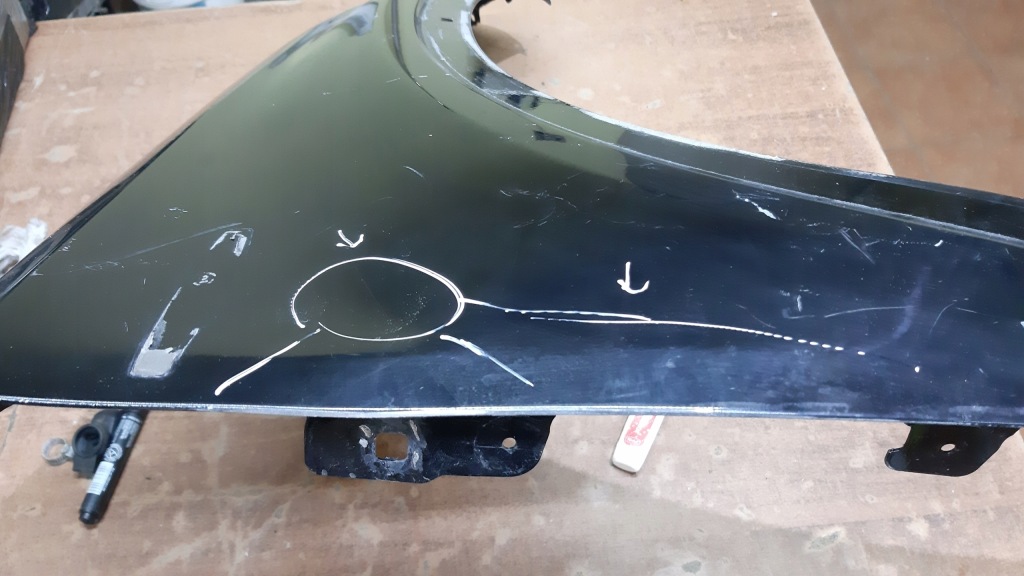 фото №2, W156 gla крила правий перед