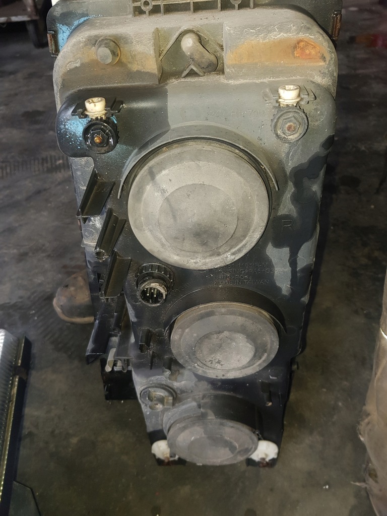 фото №2, Renault magnum dxi vega лампа