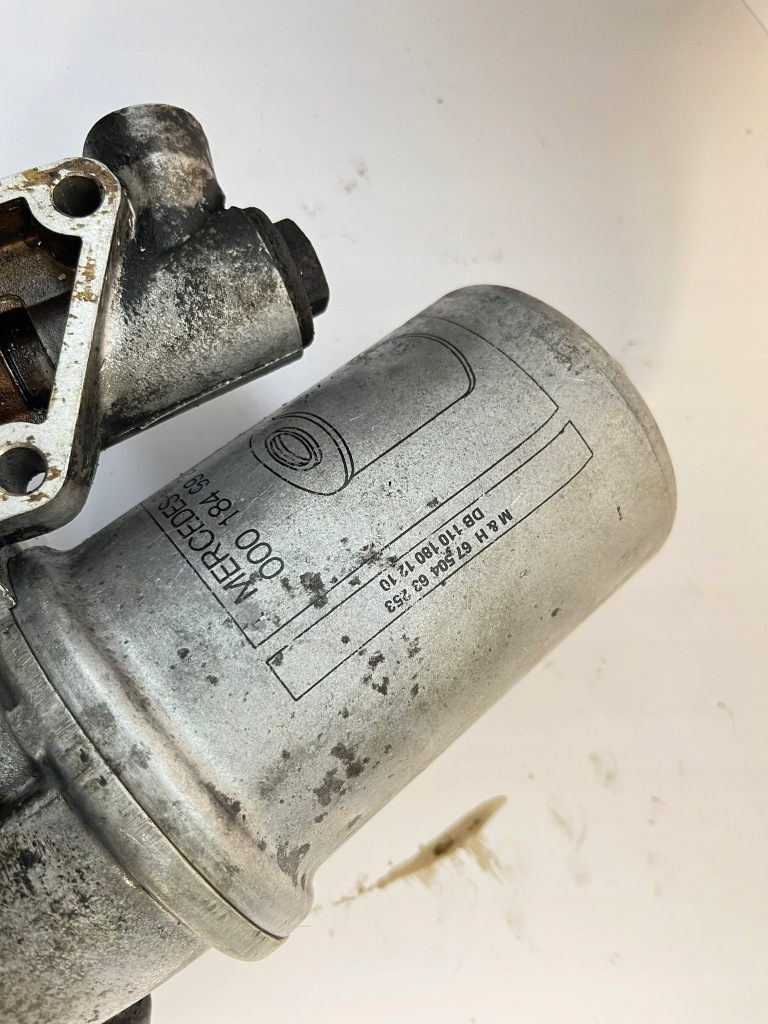 фото №9, Корпус фильтра масла mercedes w123 w116 w126 r107 280se m110 1101801511