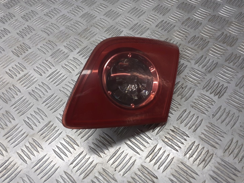 фото №1, Лампа правий задня w кришка багажника mazda 3 bk