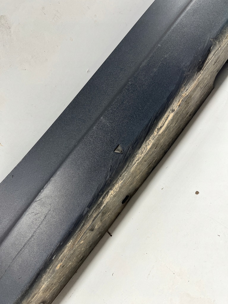 фото №3, Alfa romeo stelvio молдинг накладка порог порог правая