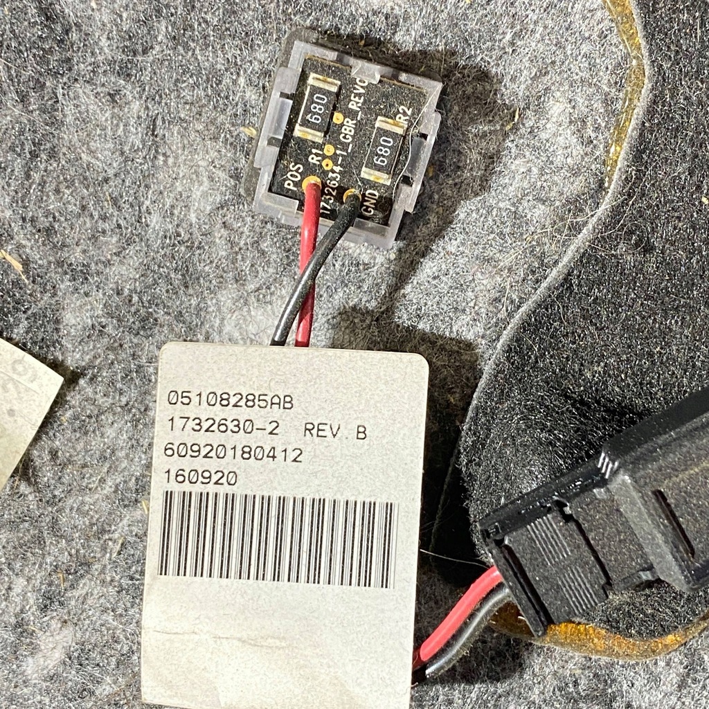 фото №10, Dodge charger 2017 element панелі приладової панелі / dół