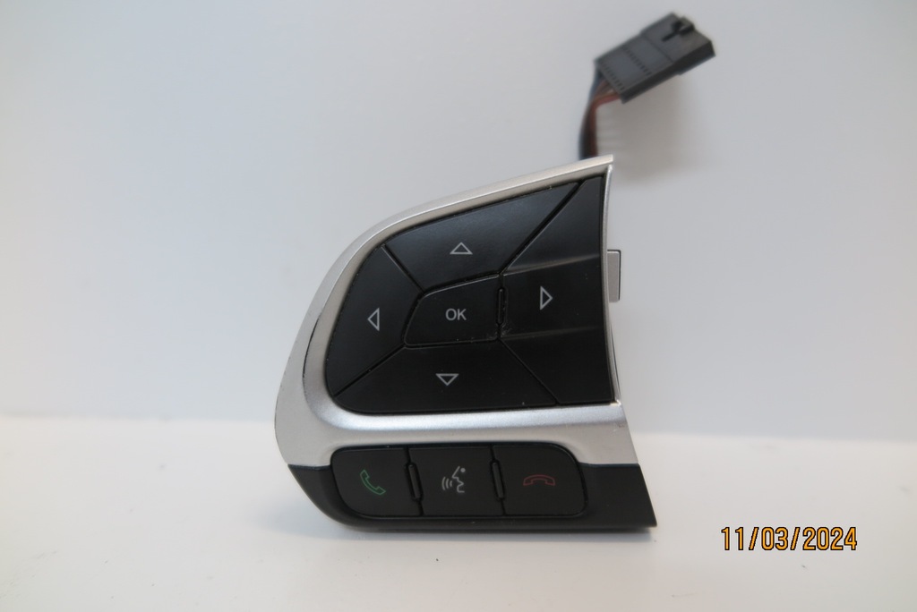 фото №1, Панель przycisów мультимедиа воздуховод jeep renegade 735603641