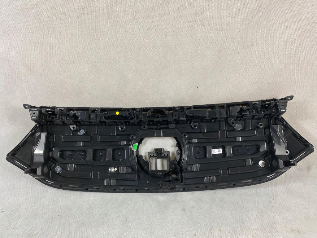 фото №4, Mercedes w243 eqa решётка радиатора решётка радиатора a2438885900