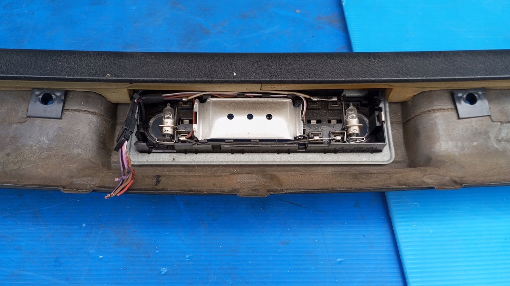 фото №11, Bmw 3 e36 cabrio 51448165279 свет лампа потолочный защита молдинг