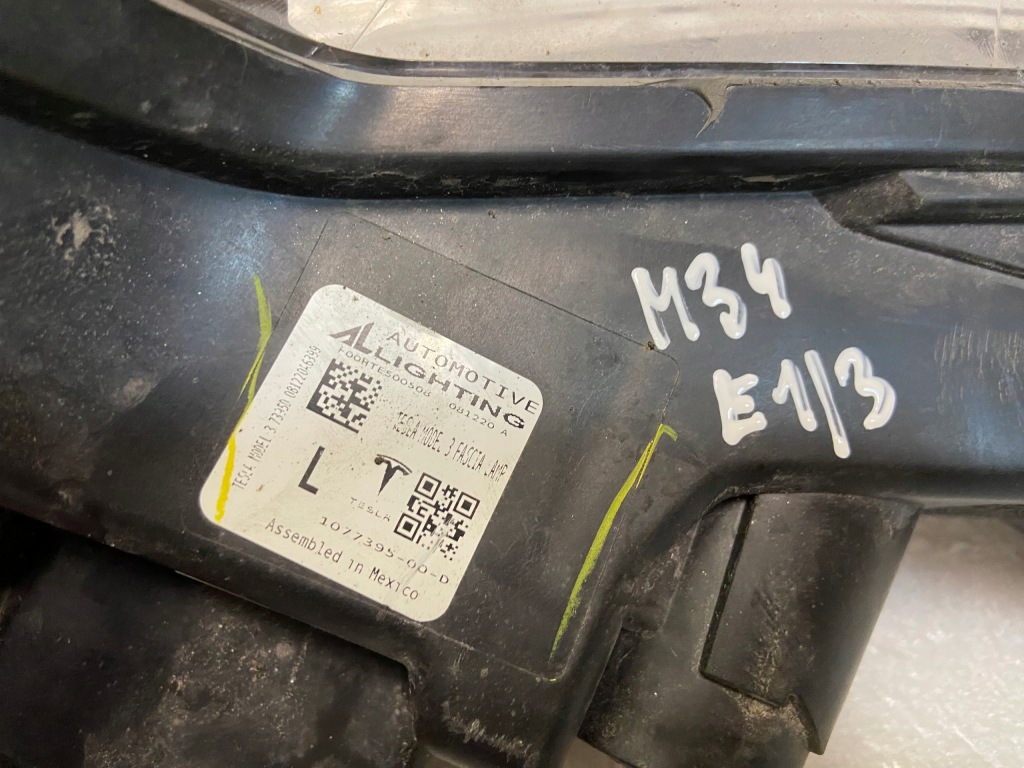 Tesla model 3 y led протитуманна фара лівий 1624797-00-a Оригінал