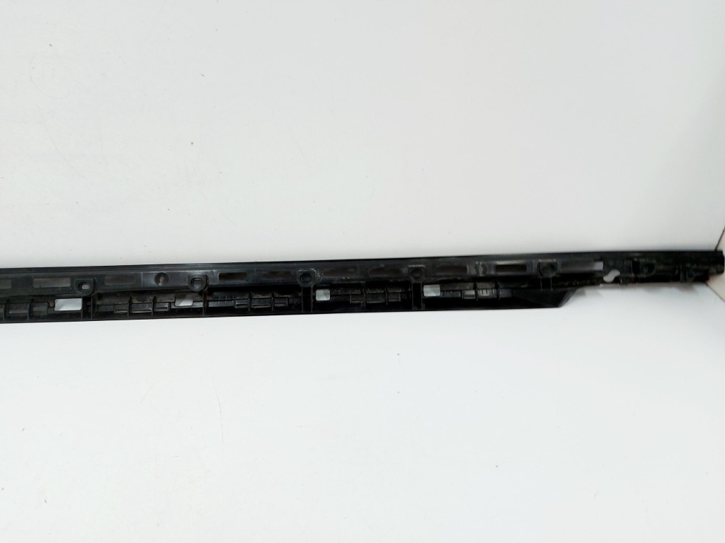 Mercedes n293 w293 eqc 21r. кронштейн  кронштейн порога  поріг праве  a2936900400 Зі Шроту