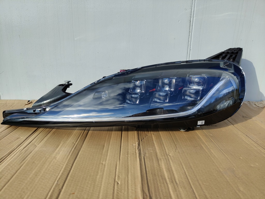 фото №1, Toyota supra mk5 v лампа перед левая nowa !do nego!