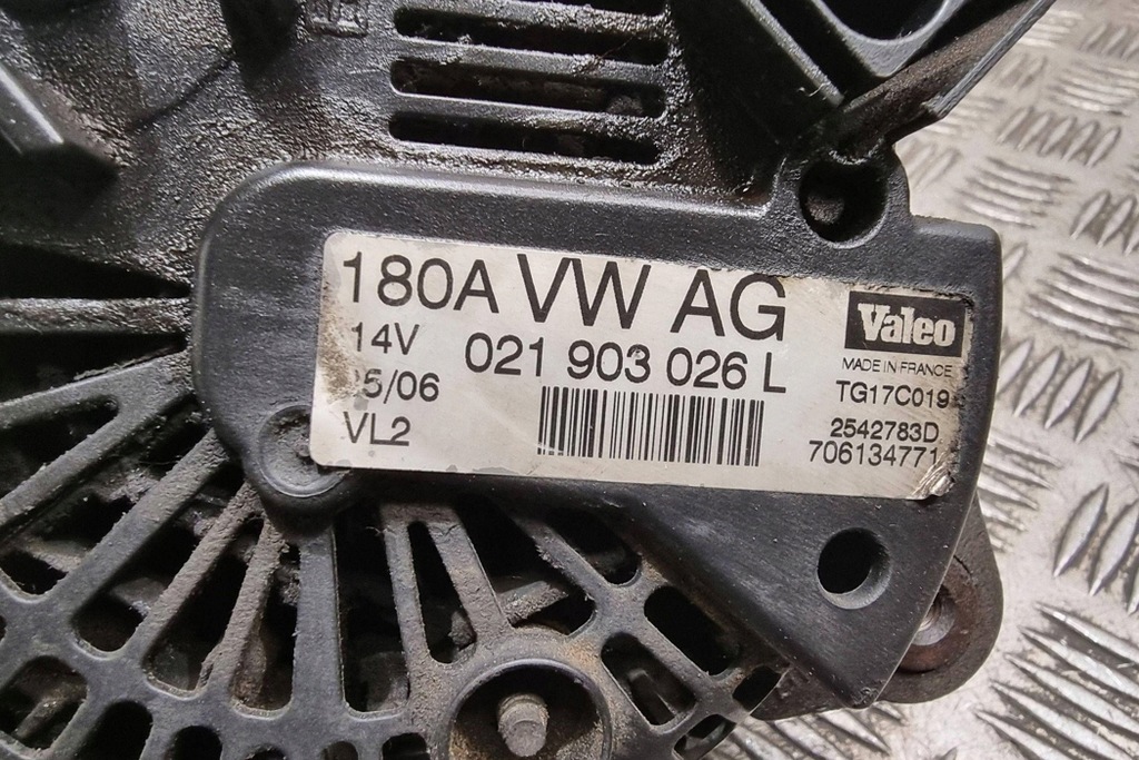 фото №6, Генератор vw passat b7 alltrack 365 021903026l 1.9l дизель 2006