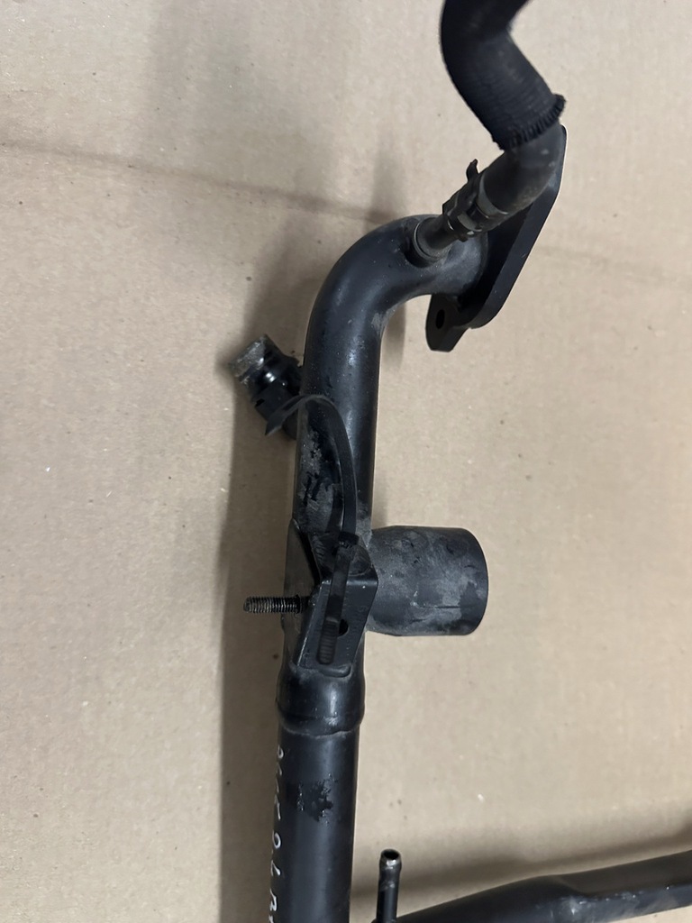 фото №10, Шланг охлаждение wody audi a6 c5 2.4 bdv 078121071bs