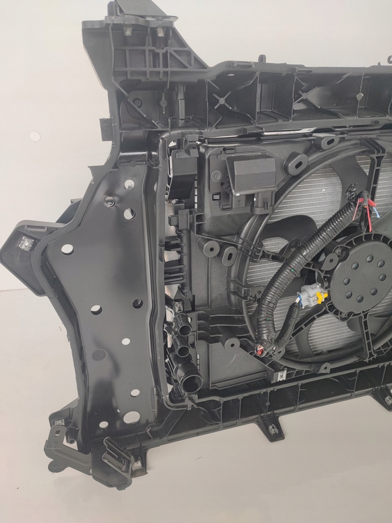 фото №12, Pas передний усилитель радиатор балка renault captur ii 2 1.6 214810845r