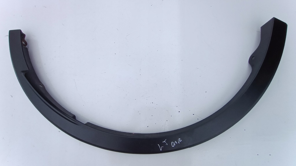 фото №1, Toyota c-hr 16 - молдинг крыла задняя левая