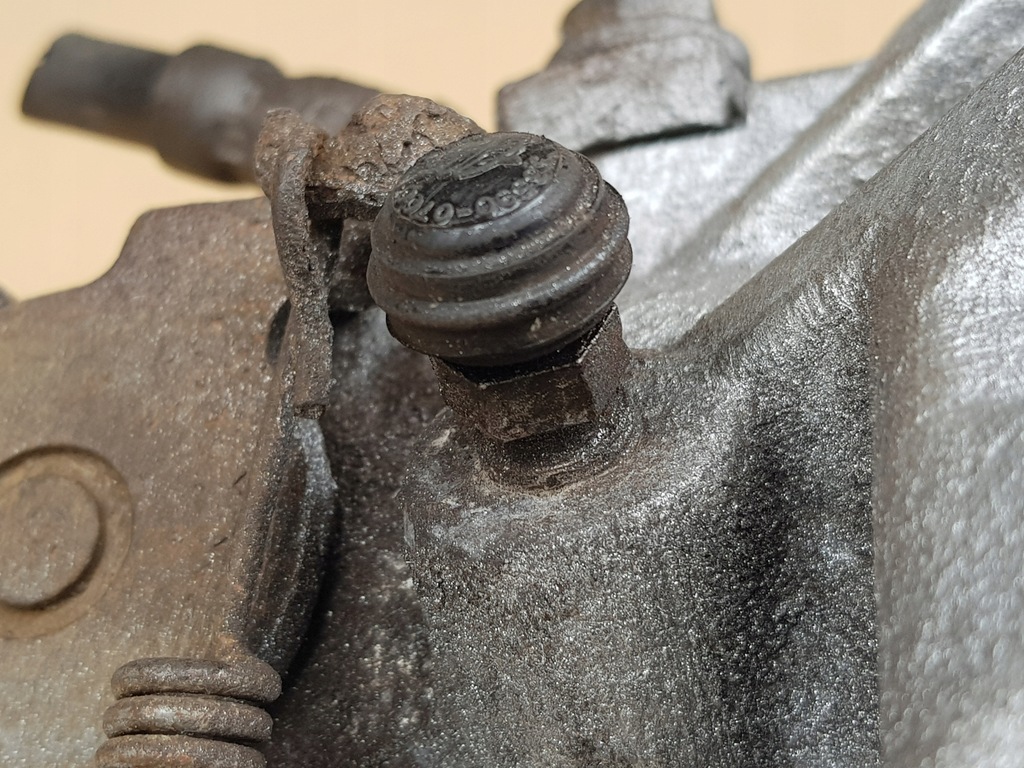 фото №8, Супорт гальмівний + скоба лівий задня / opel vectra c signum / перевірений