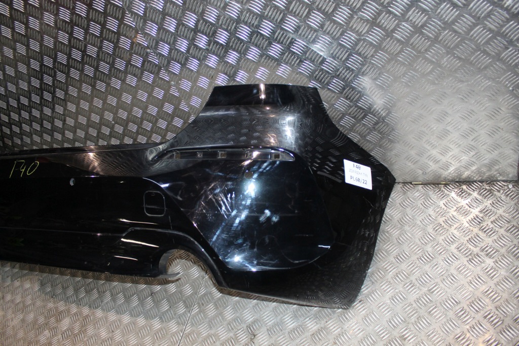 Bmw f40 бампер задній накладка задній різні Ціна