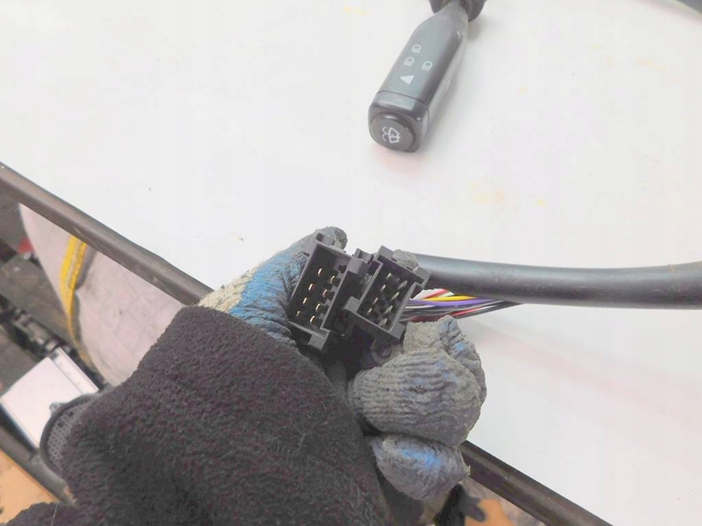 фото №9, Man 15.225 2001r переключатель комбинированный