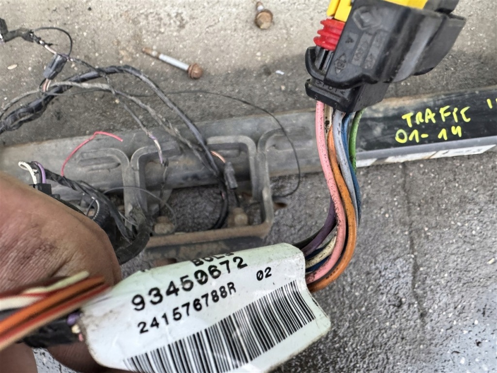 фото №8, Hak буксировочный renault trafic ii 2 iii iv 4 3 01-26 rok