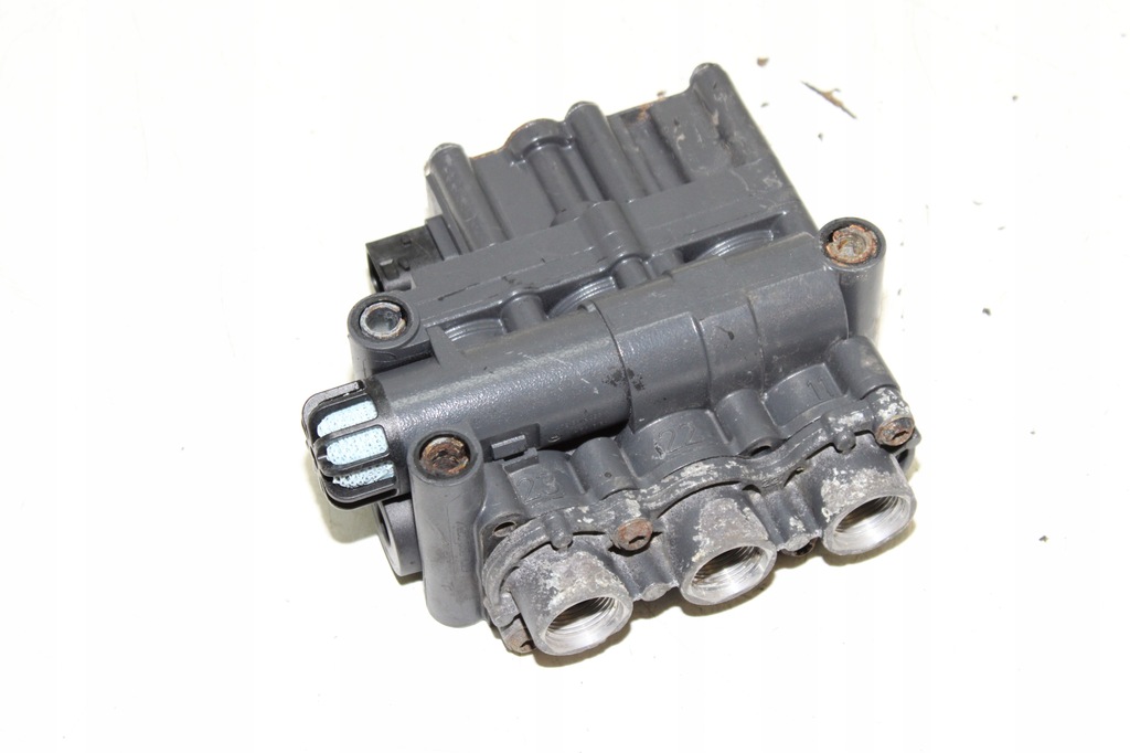 фото №1, Клапан ecas mercedes actros mp4 оригінальний номер a0013271325