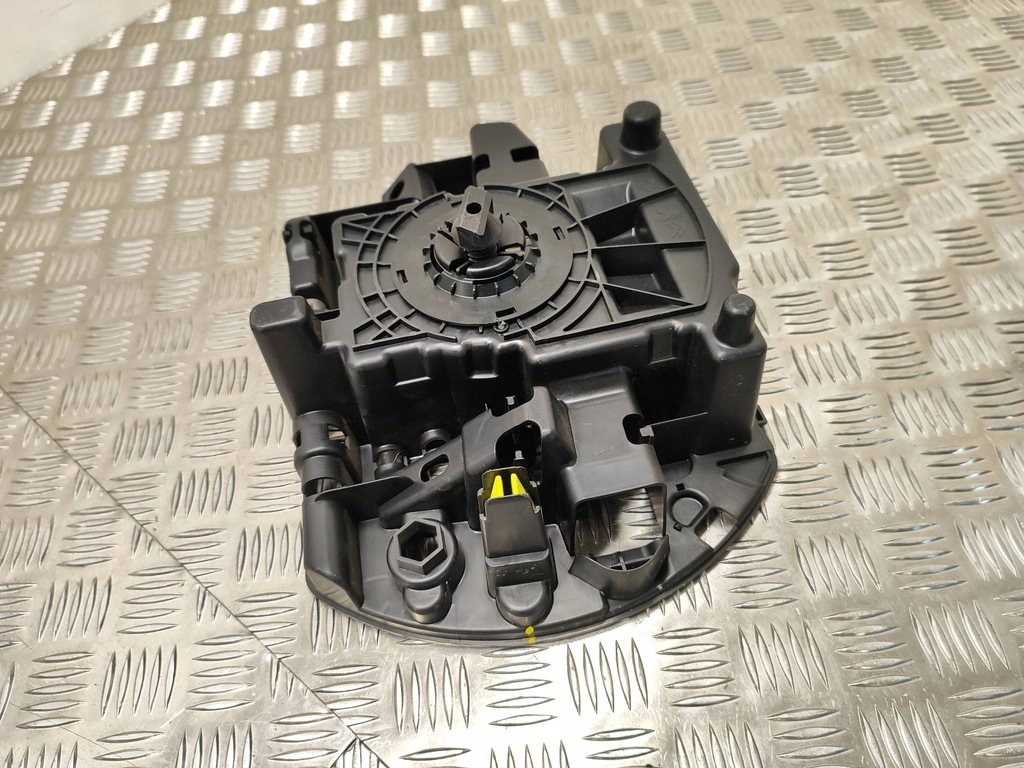 фото №7, Citroen ds7 crossback 2019 коробка инструментальный