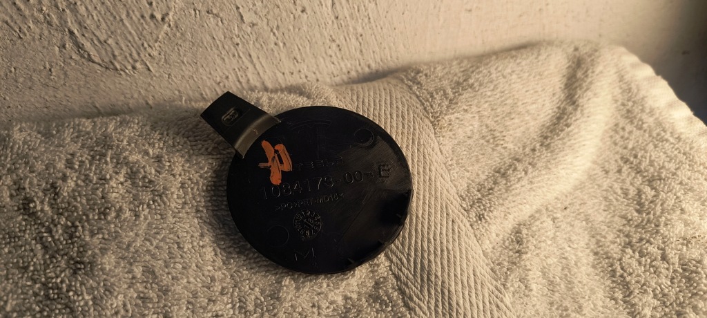 фото №2, Заглушка фаркоп w бампер tesla model 3