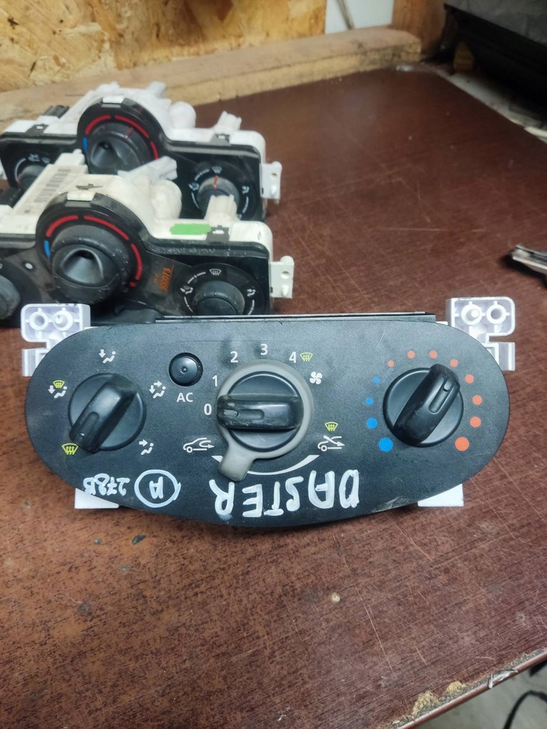 фото №1, Панель керування обдув dacia duster i