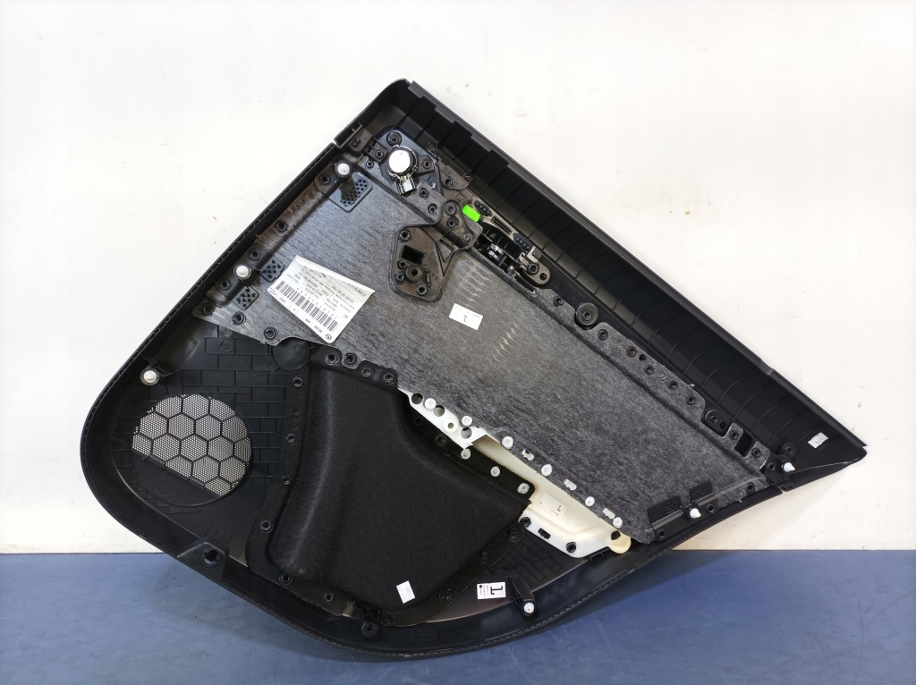 фото №4, Octavia iii liftback обивка дверь задняя левый