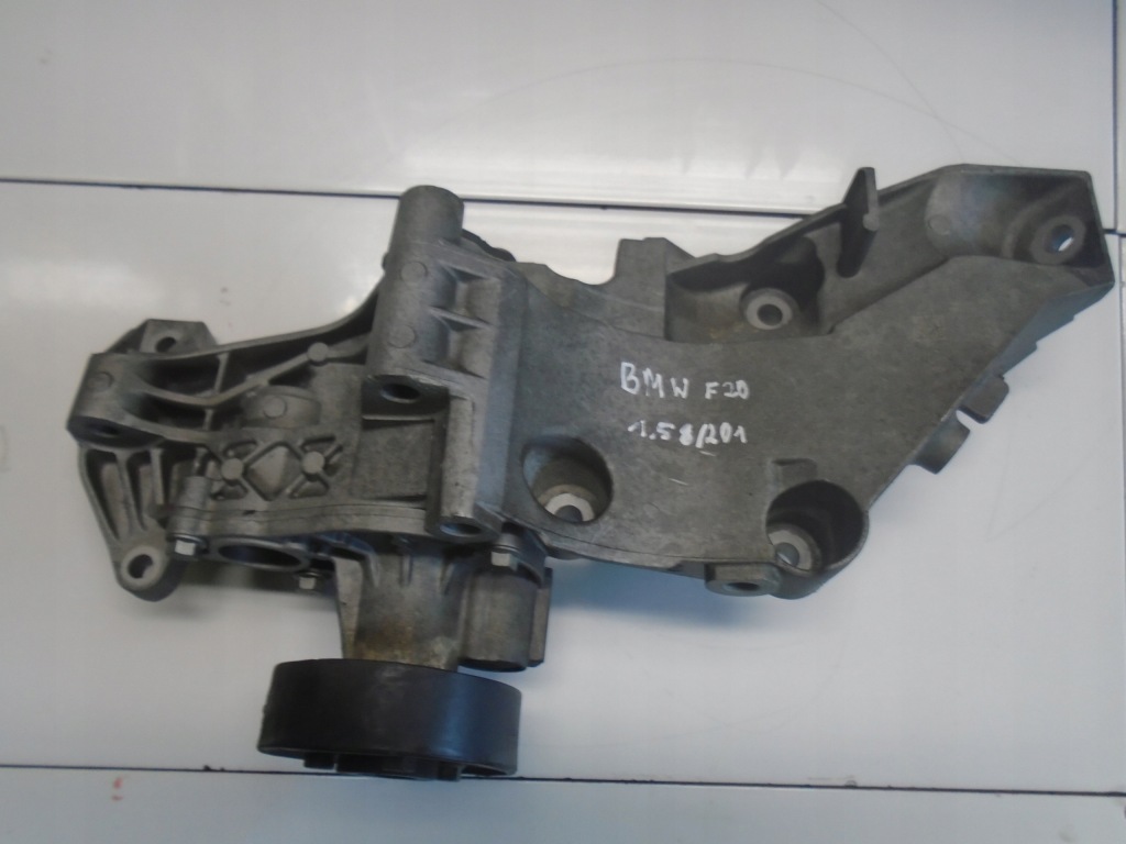 фото №1, Bmw 1 f20 1.5 b38b15a насос wody