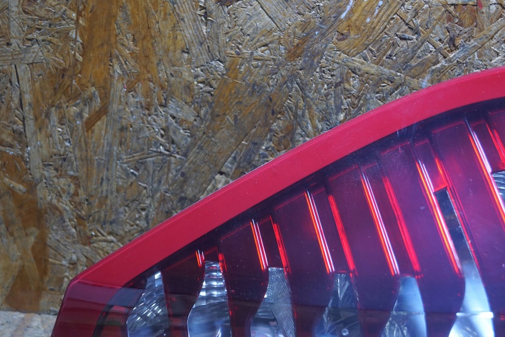 фото №8, Renault scenic iii лампа правый задняя c1710