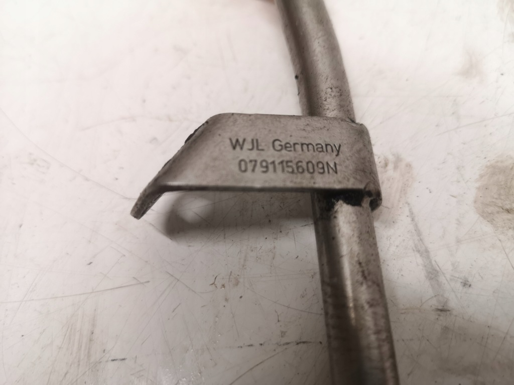 фото №2, Audi s4 rs4 b7 4.2 v8 щуп щуп масла