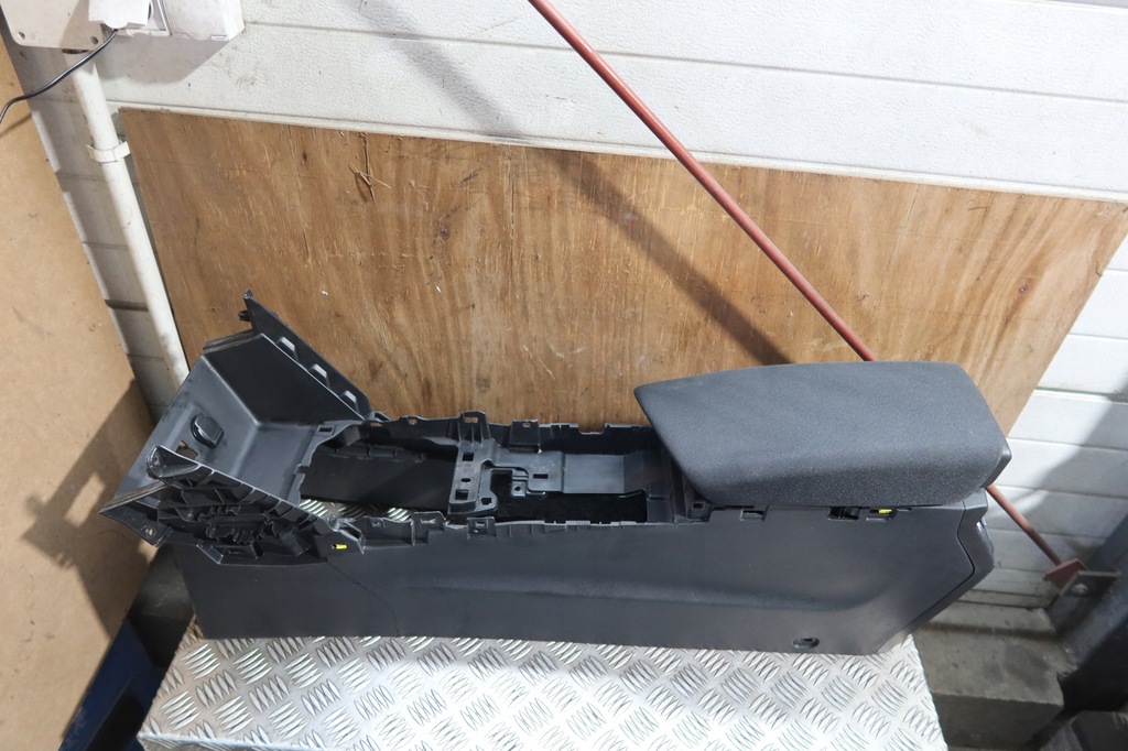 фото №9, Тунель підлокітник megane iv 969103904r