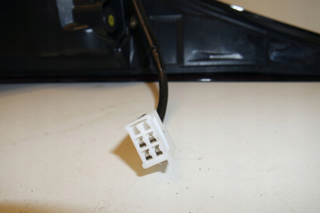 Lexus rx v 2024 права сторона лампа задня Оригінал