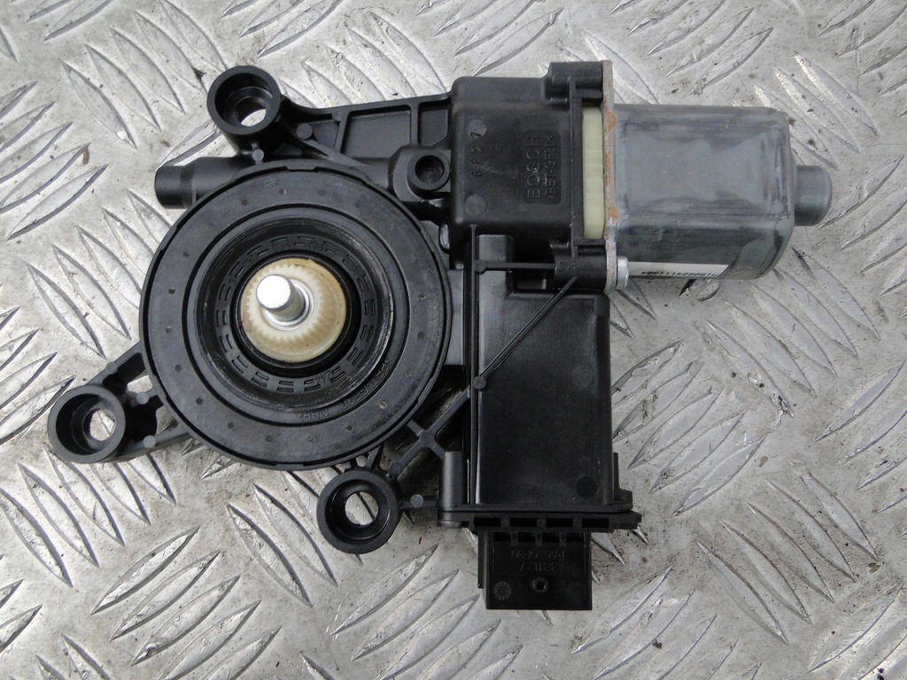 фото №10, Alfa romeo stelvio q4 моторчик стекло