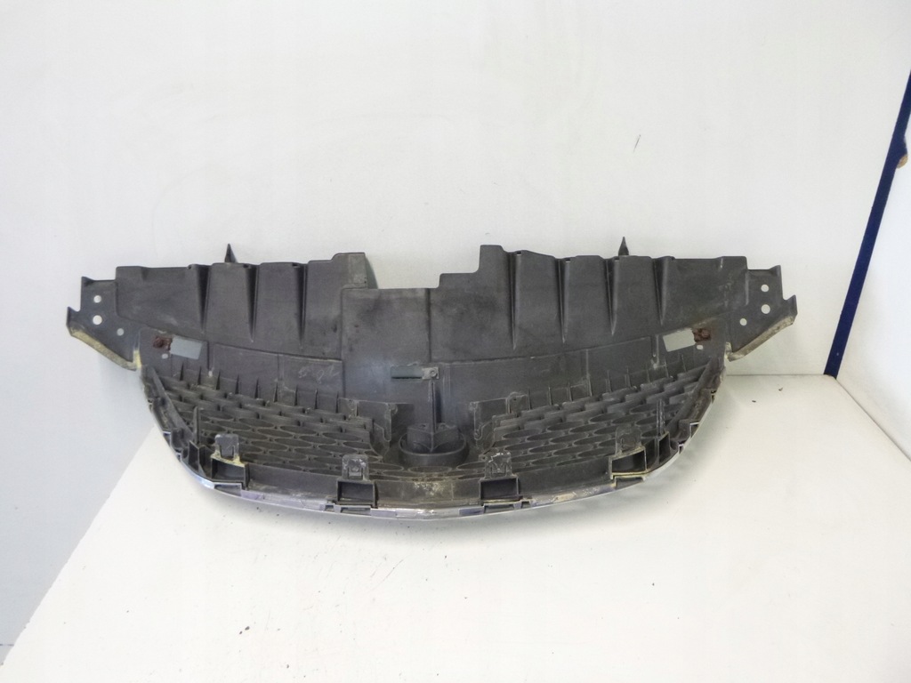 фото №5, Решітка радіатора решітка радіатора mazda mpv 2004