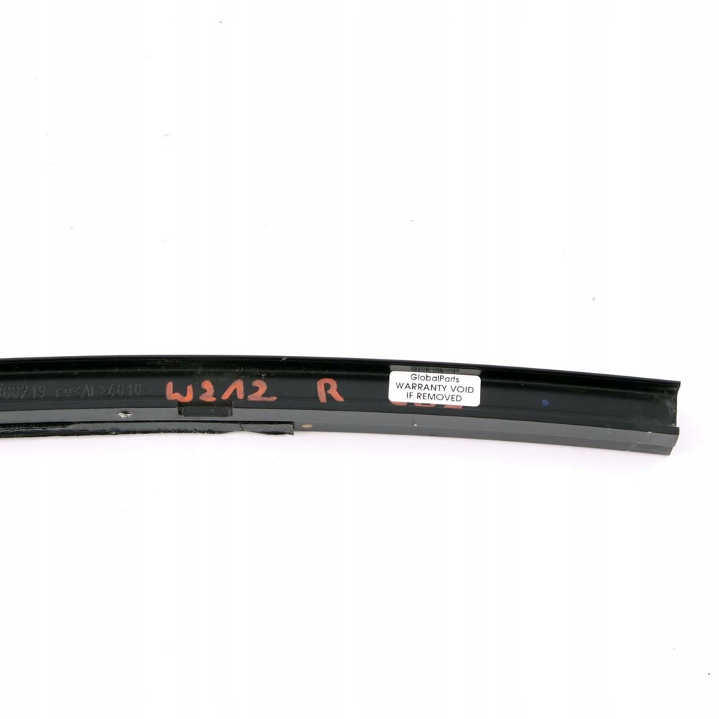 фото №10, Mercedes w212 молдинг стойка дверь правый задняя czarna