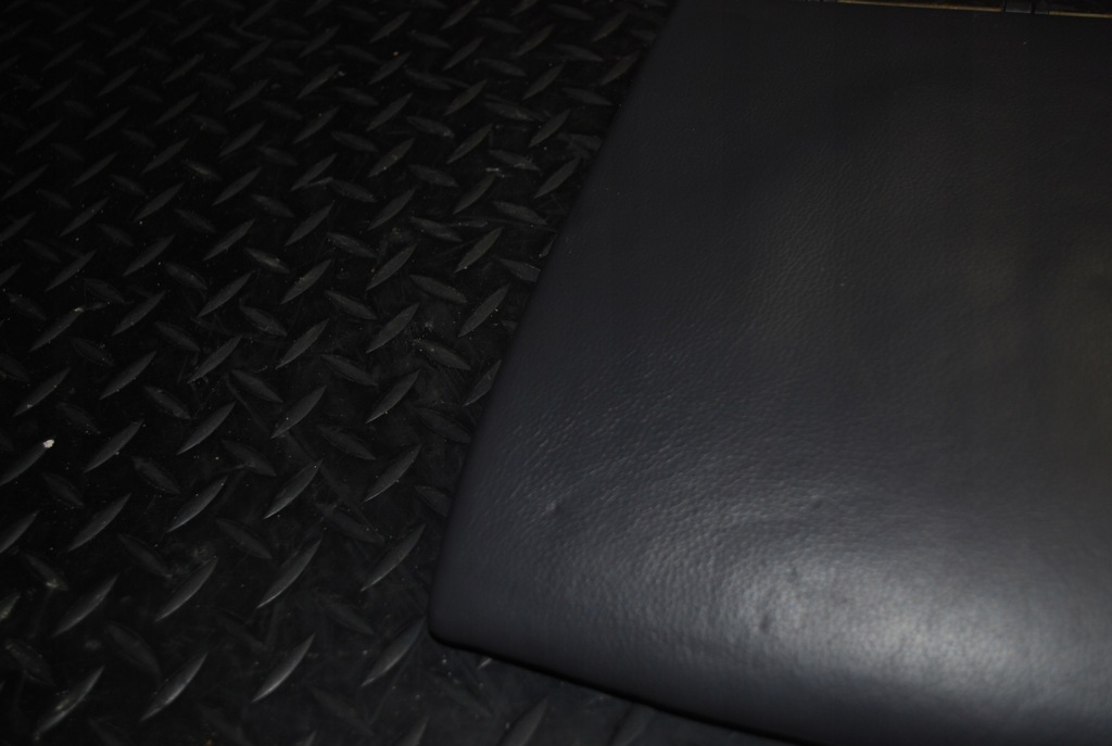 фото №5, Подлокотник крышка серая vw phaeton