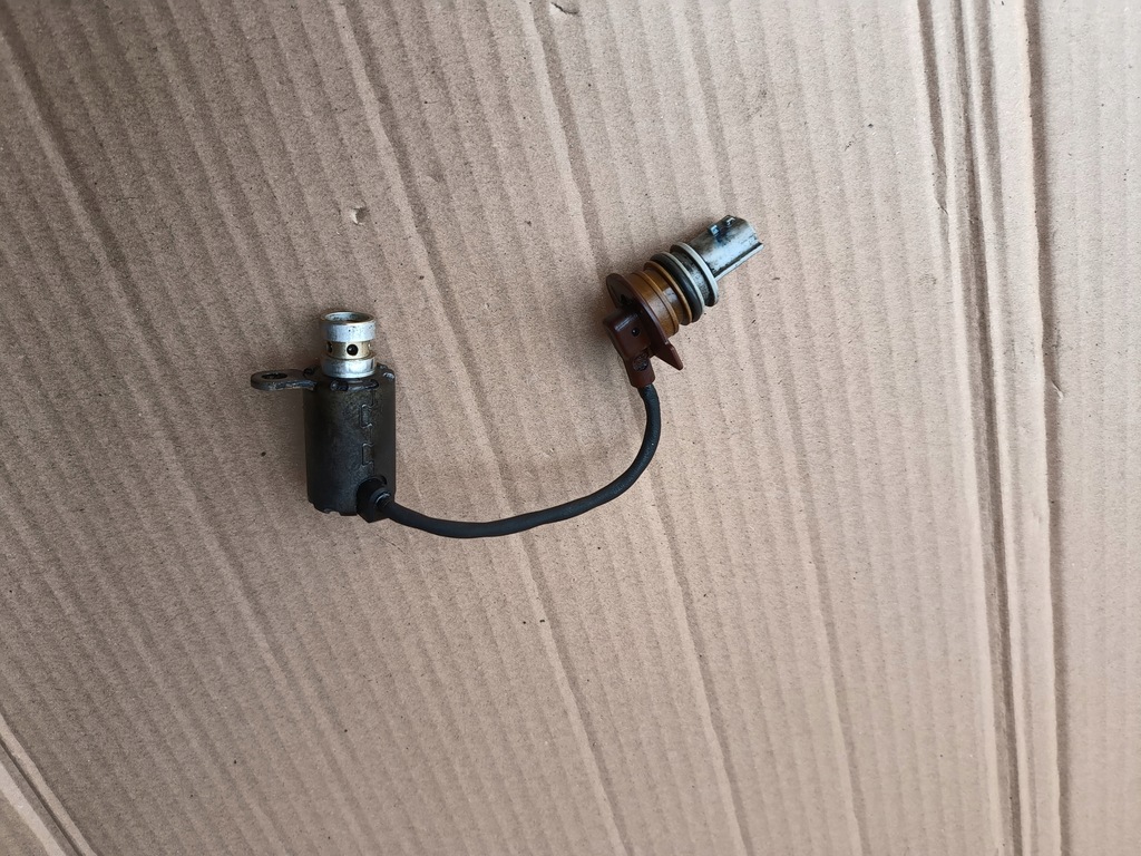 фото №1, Nissan pulsar 14r- 1.2 dig-t клапан насоса масла 152412073r renault