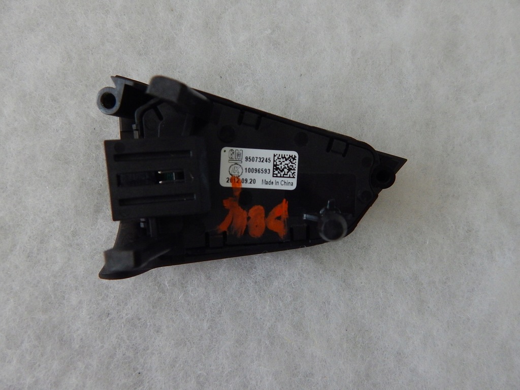 фото №5, Opel mokka - кнопка перемикач керма правий колір коричневий 95073245