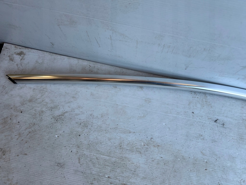 Bmw e90 молдинг кузовная кровельная крыша левая хром 7121235 в Украине