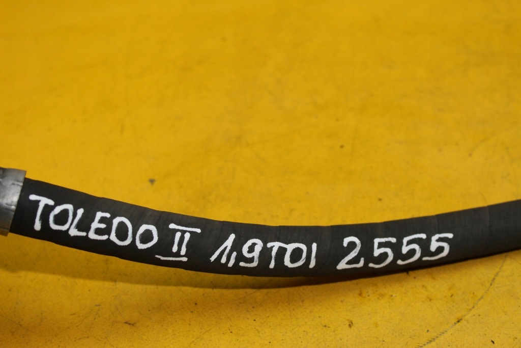 фото №8, Шланг кондиціонера 1j0820721t toledo ii 1.9 tdi